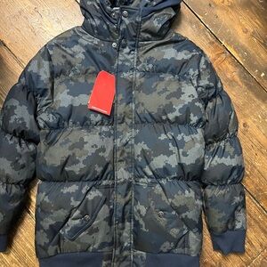 Appaman Men's Navy Camouflage Puffer Jacket